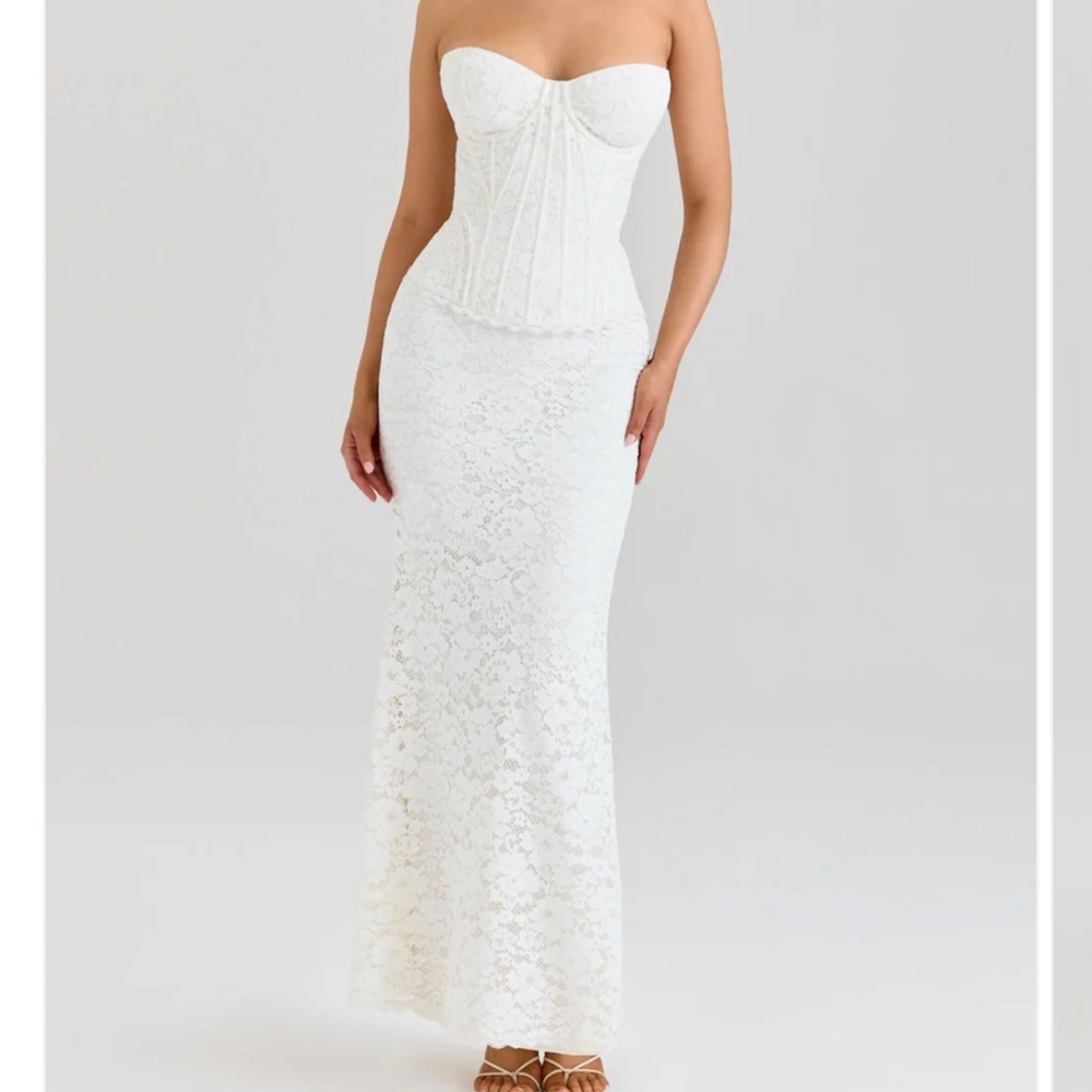 Strapless Lace Corset Dress in Ivory
